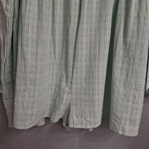 NWT Lumiere Mint Green Boho Oversized Romper - Picture 8 of 13